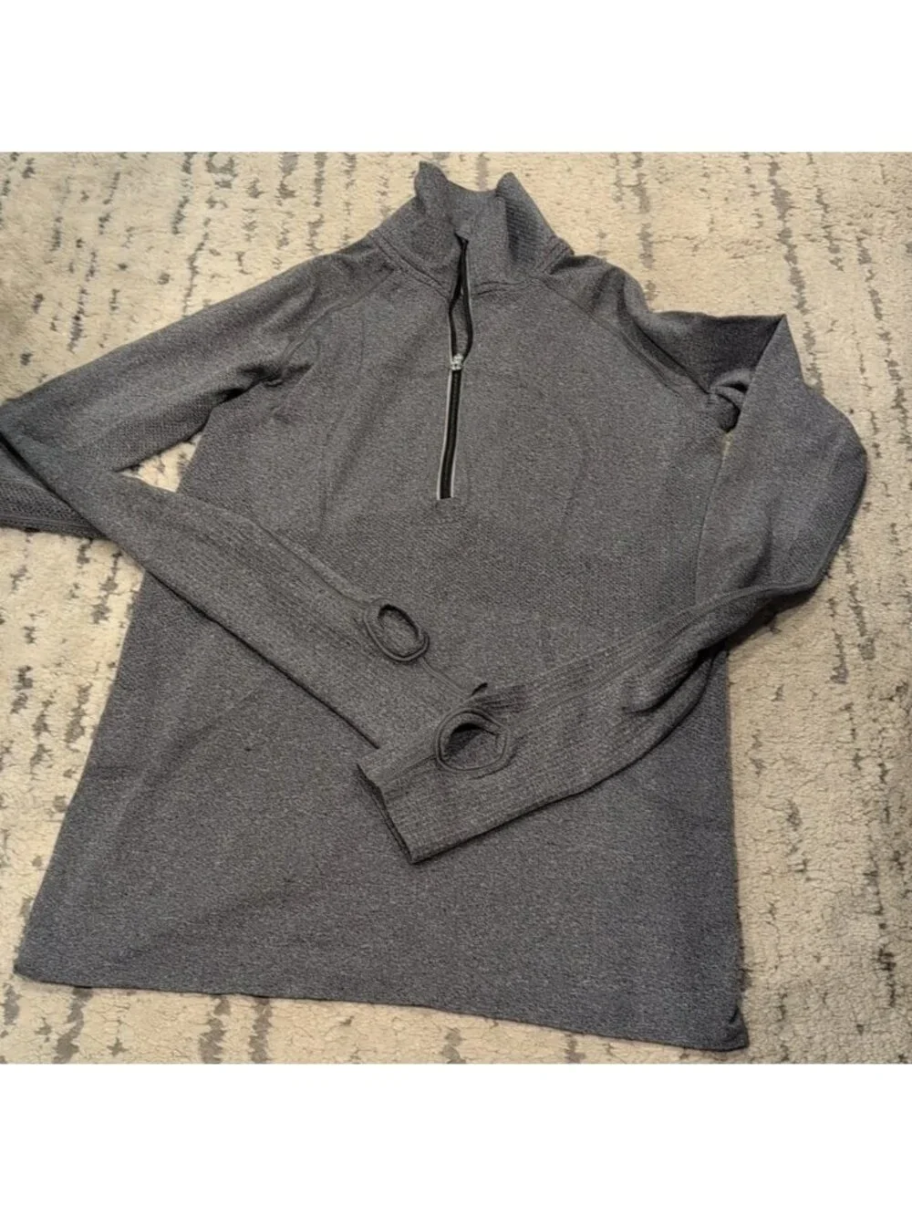 Lululemon Run: Swiftly Tech 1/2 Zip heathered Black (Grey)